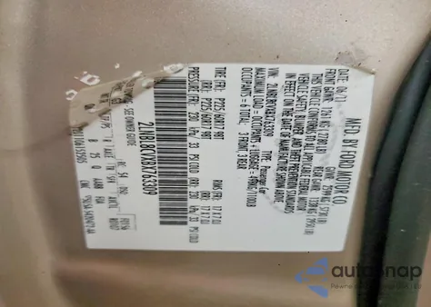 2011 Lincoln Town Car Signature Limited z USA, uszkodzony, nr VIN 2LNBL8CVXBX763309